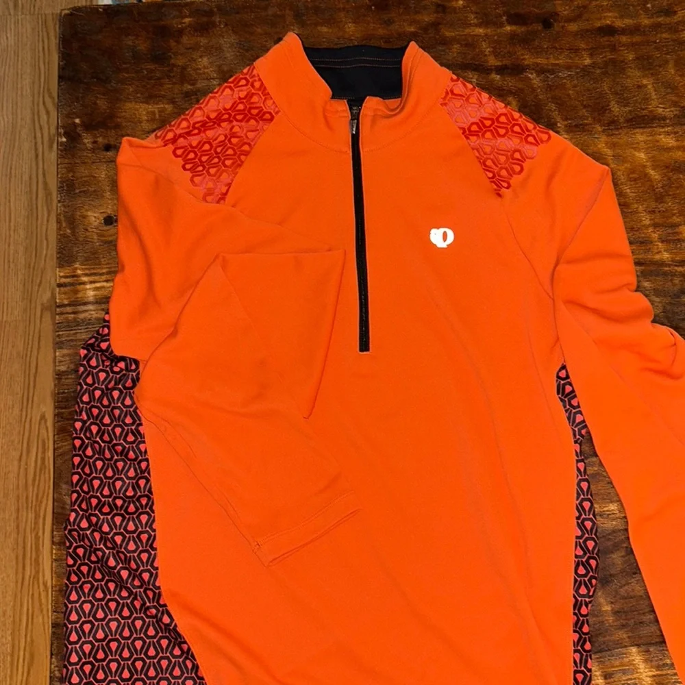 Pearl IZUMi matching tops - Picture 1 of 12